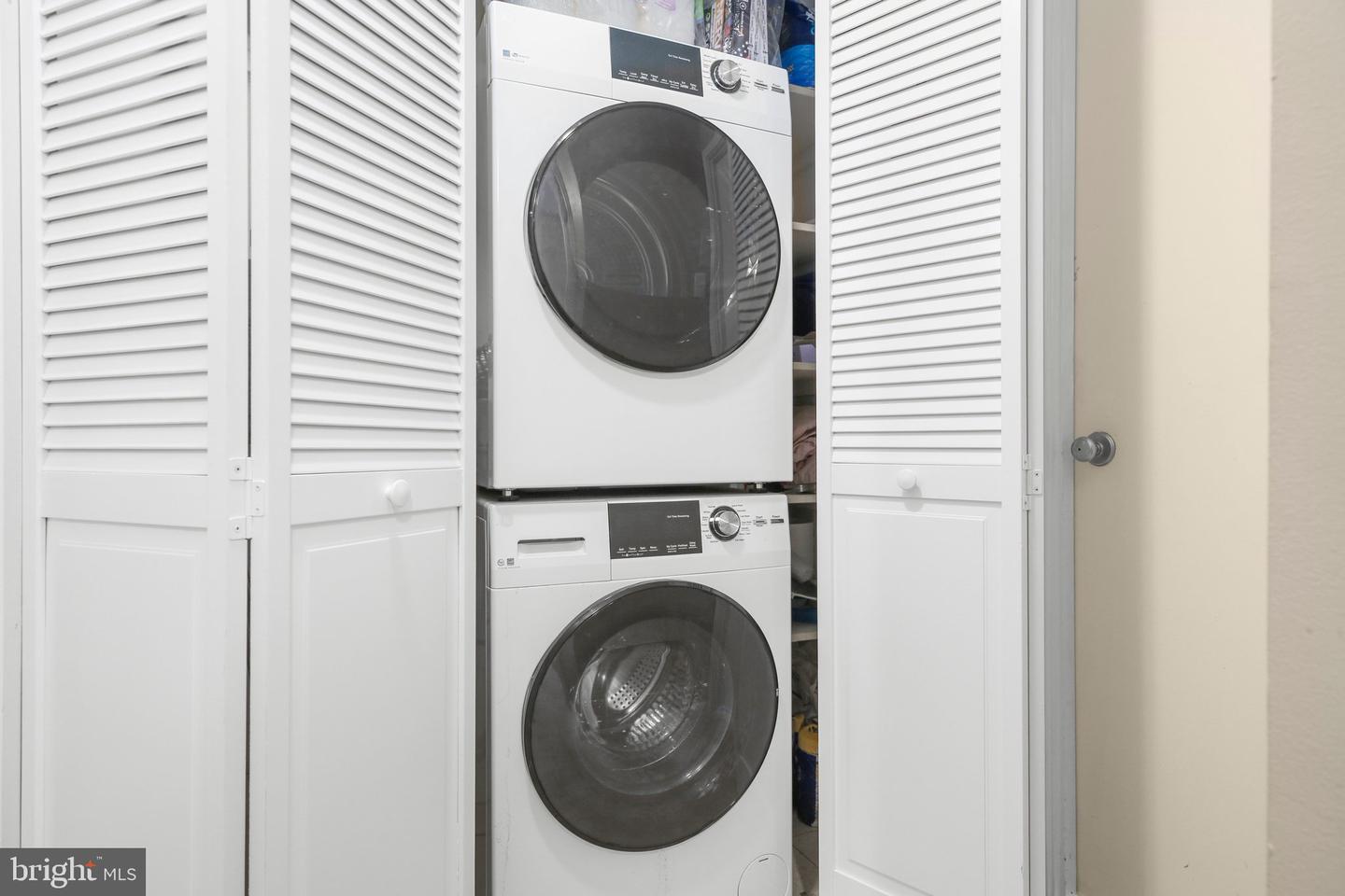 203 YOAKUM PKWY #502, ALEXANDRIA, Virginia 22304, 1 Bedroom Bedrooms, ,1 BathroomBathrooms,Residential,For sale,203 YOAKUM PKWY #502,VAAX2046884 MLS # VAAX2046884