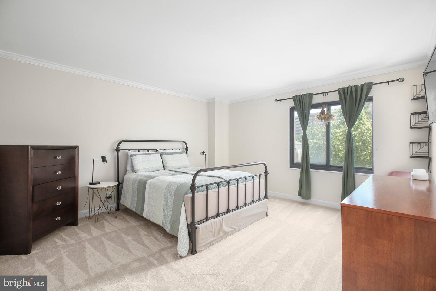 203 YOAKUM PKWY #502, ALEXANDRIA, Virginia 22304, 1 Bedroom Bedrooms, ,1 BathroomBathrooms,Residential,For sale,203 YOAKUM PKWY #502,VAAX2046884 MLS # VAAX2046884