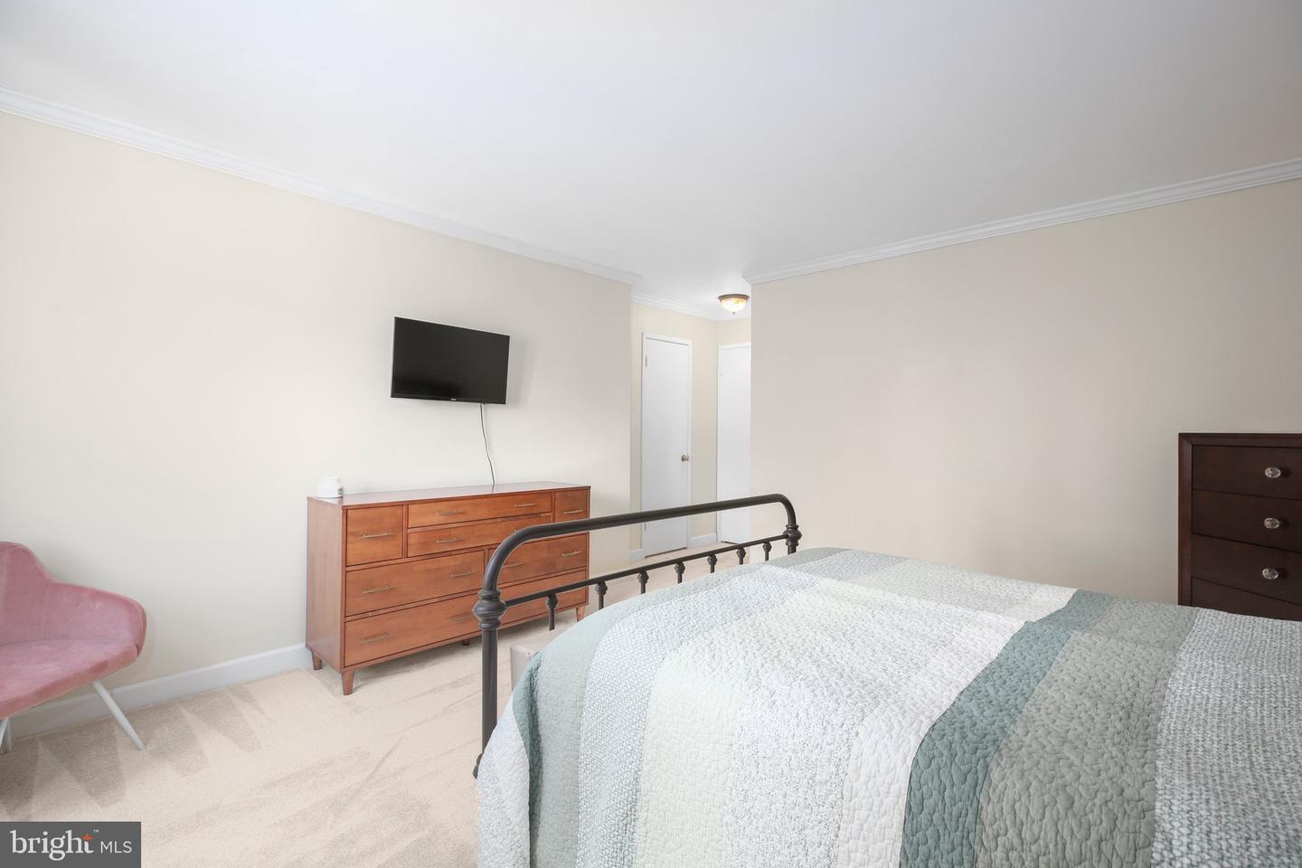 203 YOAKUM PKWY #502, ALEXANDRIA, Virginia 22304, 1 Bedroom Bedrooms, ,1 BathroomBathrooms,Residential,For sale,203 YOAKUM PKWY #502,VAAX2046884 MLS # VAAX2046884
