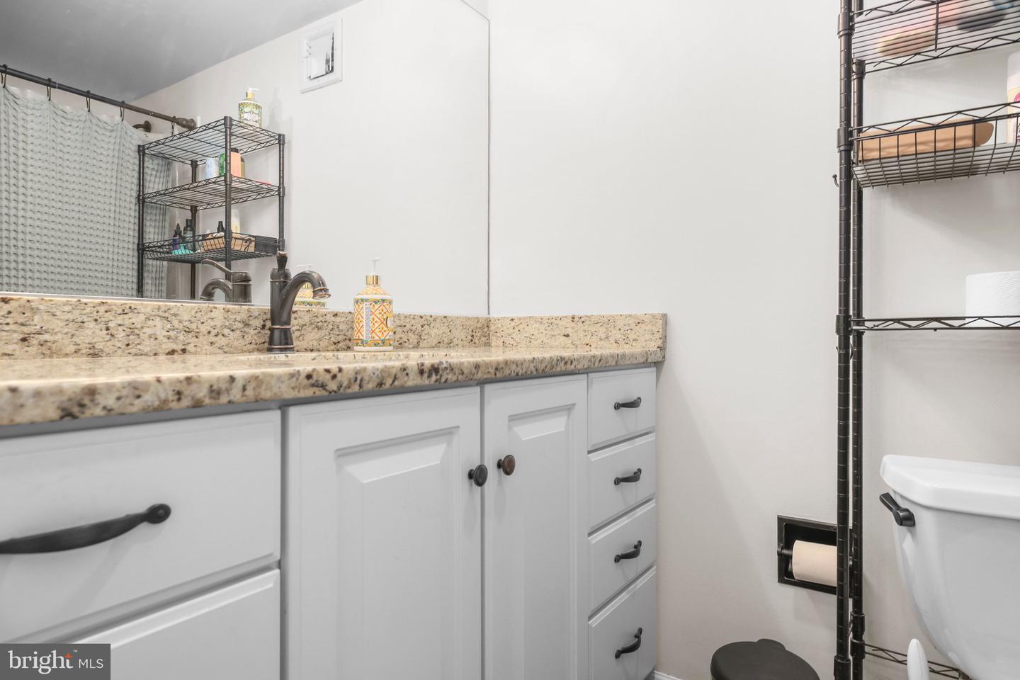 203 YOAKUM PKWY #502, ALEXANDRIA, Virginia 22304, 1 Bedroom Bedrooms, ,1 BathroomBathrooms,Residential,For sale,203 YOAKUM PKWY #502,VAAX2046884 MLS # VAAX2046884