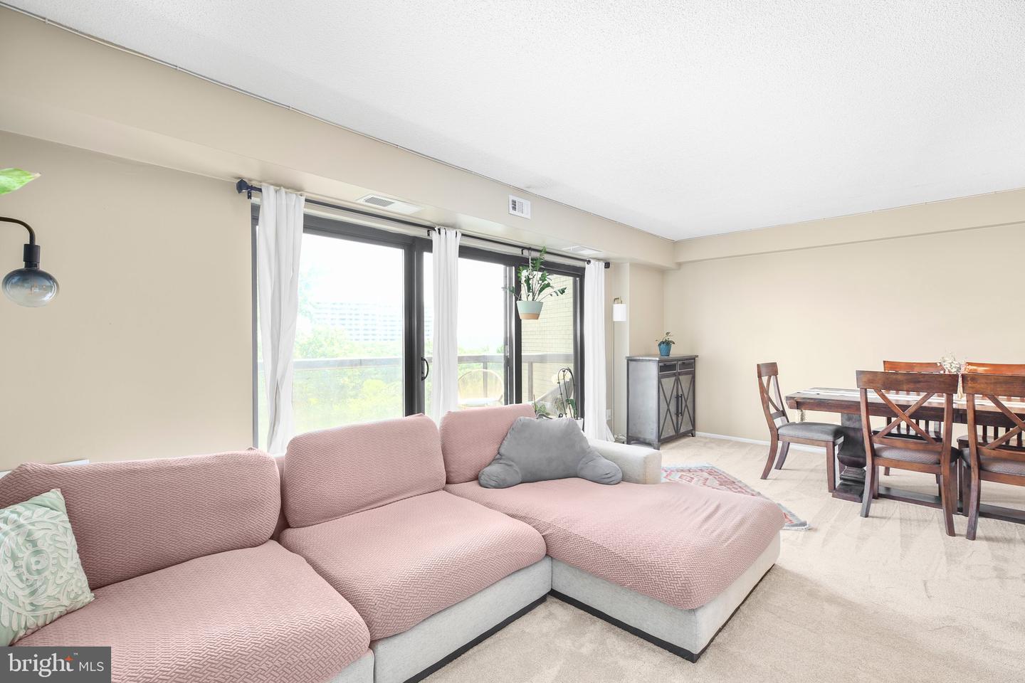 203 YOAKUM PKWY #502, ALEXANDRIA, Virginia 22304, 1 Bedroom Bedrooms, ,1 BathroomBathrooms,Residential,For sale,203 YOAKUM PKWY #502,VAAX2046884 MLS # VAAX2046884