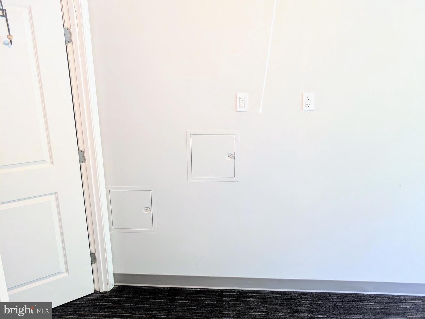 15369 HEARTHSTONE TER, WOODBRIDGE, Virginia 22191, 3 Bedrooms Bedrooms, ,2 BathroomsBathrooms,Residential,For sale,15369 HEARTHSTONE TER,VAPW2098096 MLS # VAPW2098096