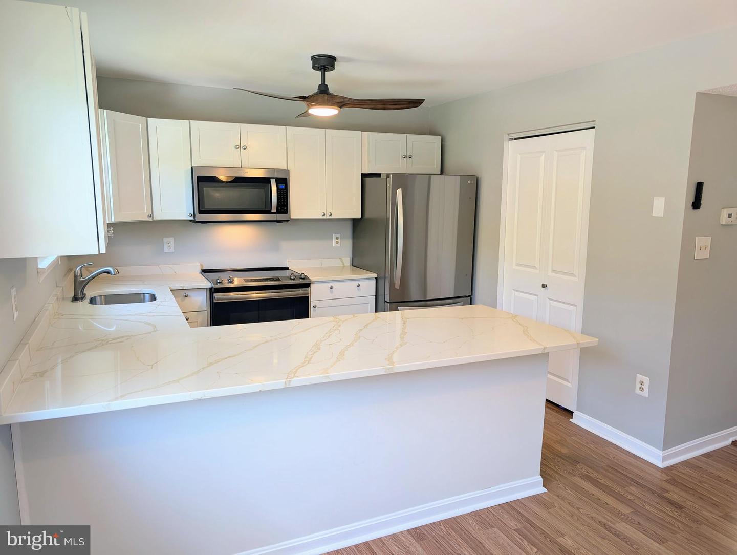 15369 HEARTHSTONE TER, WOODBRIDGE, Virginia 22191, 3 Bedrooms Bedrooms, ,2 BathroomsBathrooms,Residential,For sale,15369 HEARTHSTONE TER,VAPW2098096 MLS # VAPW2098096