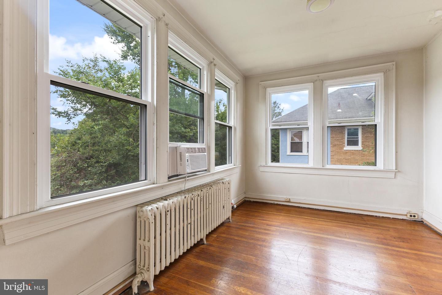 1702 25TH ST SE, WASHINGTON, District Of Columbia 20020, 4 Bedrooms Bedrooms, ,2 BathroomsBathrooms,Residential,For sale,1702 25TH ST SE,DCDC2208914 MLS # DCDC2208914