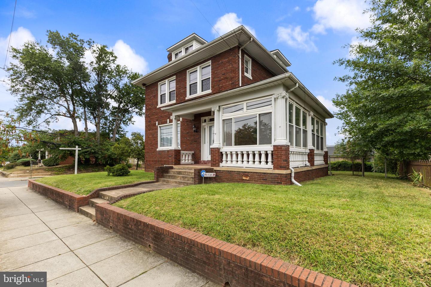 1702 25TH ST SE, WASHINGTON, District Of Columbia 20020, 4 Bedrooms Bedrooms, ,2 BathroomsBathrooms,Residential,For sale,1702 25TH ST SE,DCDC2208914 MLS # DCDC2208914