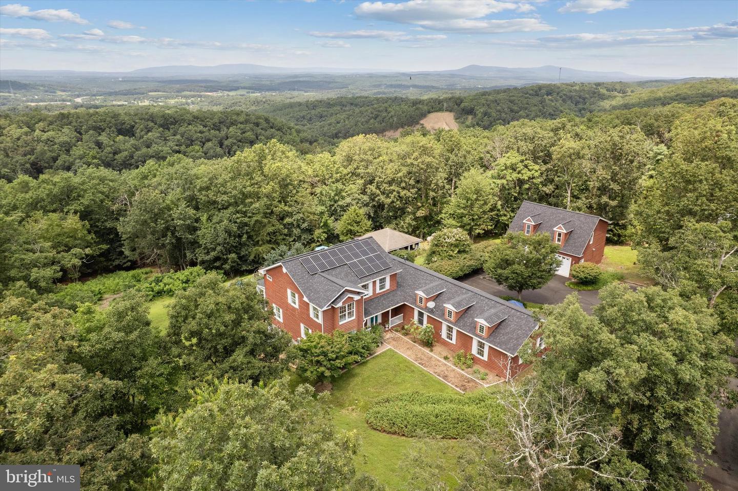 410 VALLEY VIEW DR, WINCHESTER, Virginia 22603, 5 Bedrooms Bedrooms, ,4 BathroomsBathrooms,Residential,For sale,410 VALLEY VIEW DR,VAFV2035314 MLS # VAFV2035314