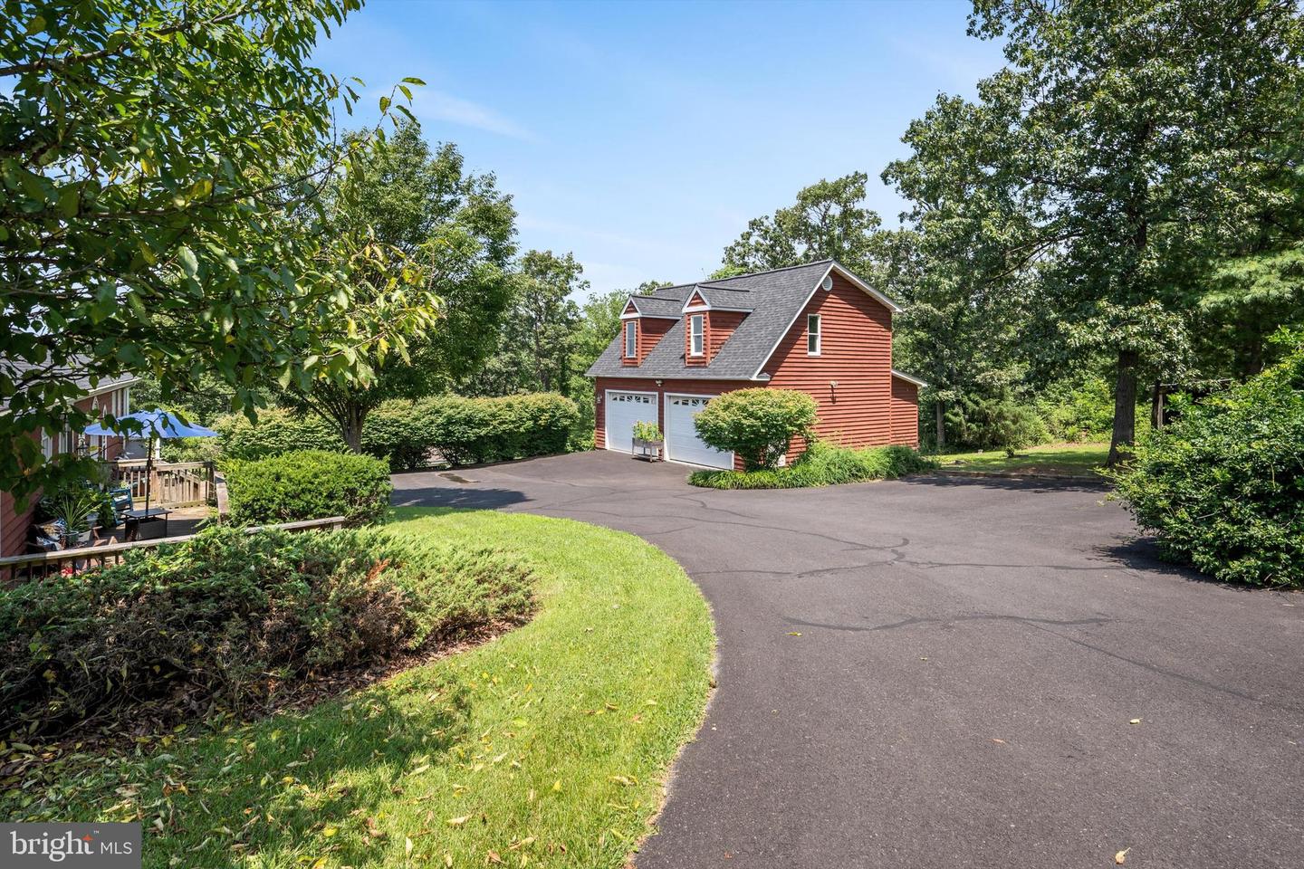 410 VALLEY VIEW DR, WINCHESTER, Virginia 22603, 5 Bedrooms Bedrooms, ,4 BathroomsBathrooms,Residential,For sale,410 VALLEY VIEW DR,VAFV2035314 MLS # VAFV2035314