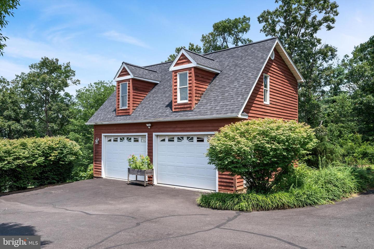 410 VALLEY VIEW DR, WINCHESTER, Virginia 22603, 5 Bedrooms Bedrooms, ,4 BathroomsBathrooms,Residential,For sale,410 VALLEY VIEW DR,VAFV2035314 MLS # VAFV2035314