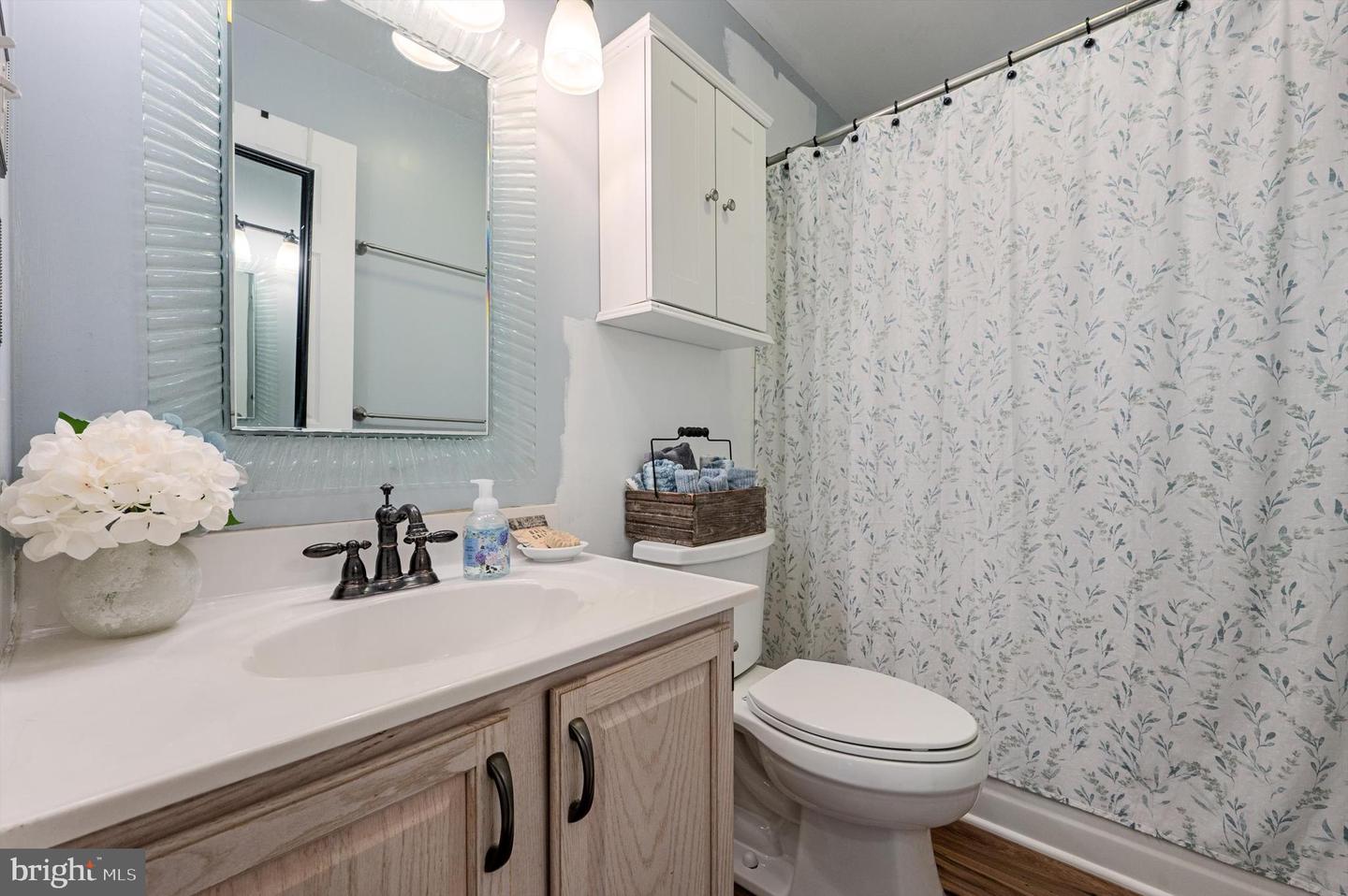 410 VALLEY VIEW DR, WINCHESTER, Virginia 22603, 5 Bedrooms Bedrooms, ,4 BathroomsBathrooms,Residential,For sale,410 VALLEY VIEW DR,VAFV2035314 MLS # VAFV2035314