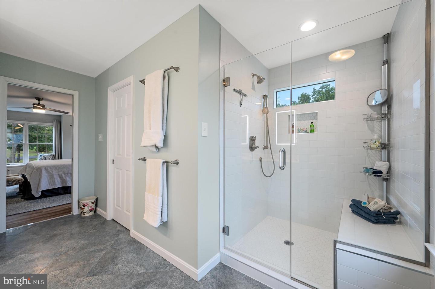 410 VALLEY VIEW DR, WINCHESTER, Virginia 22603, 5 Bedrooms Bedrooms, ,4 BathroomsBathrooms,Residential,For sale,410 VALLEY VIEW DR,VAFV2035314 MLS # VAFV2035314