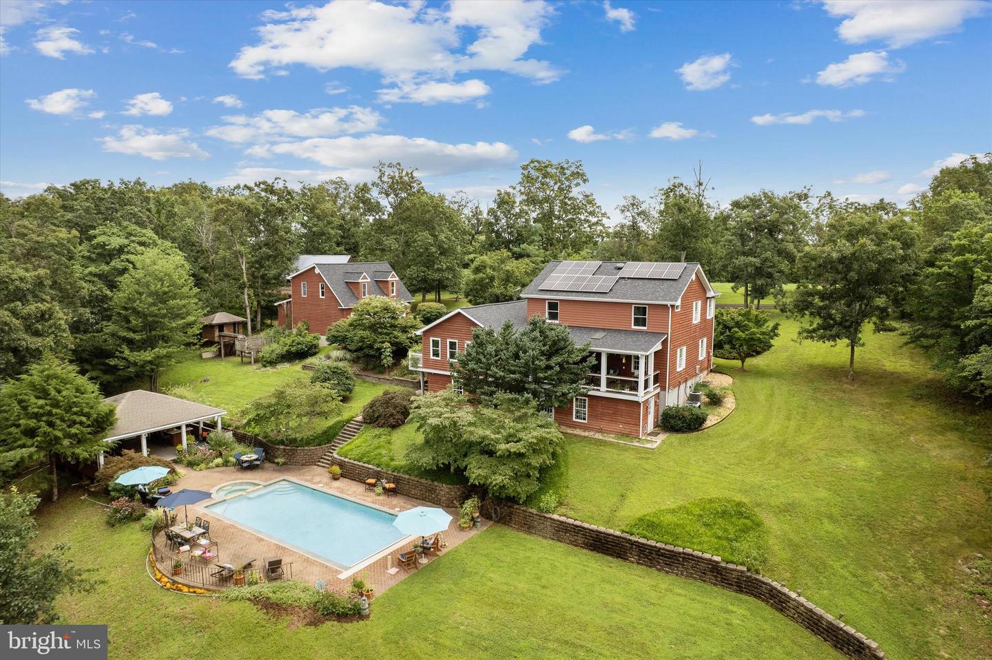 410 VALLEY VIEW DR, WINCHESTER, Virginia 22603, 5 Bedrooms Bedrooms, ,4 BathroomsBathrooms,Residential,For sale,410 VALLEY VIEW DR,VAFV2035314 MLS # VAFV2035314
