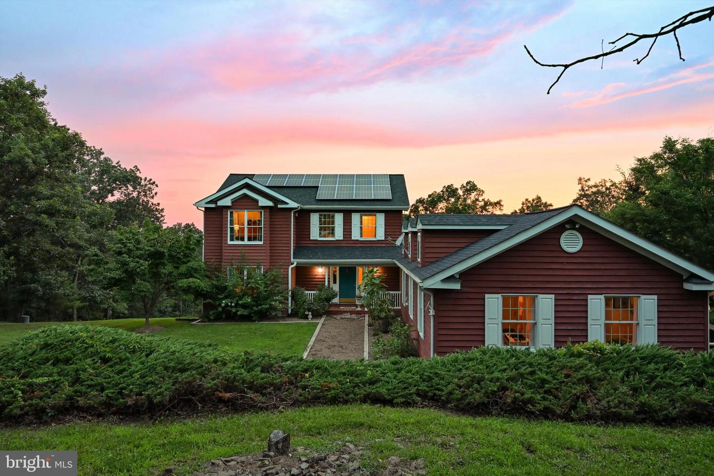 410 VALLEY VIEW DR, WINCHESTER, Virginia 22603, 5 Bedrooms Bedrooms, ,4 BathroomsBathrooms,Residential,For sale,410 VALLEY VIEW DR,VAFV2035314 MLS # VAFV2035314