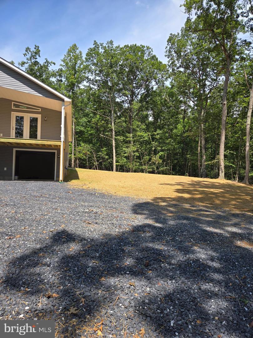 172 MARTIN FARM RD MARTINS FARM RD, FRONT ROYAL, Virginia 22630, 3 Bedrooms Bedrooms, 6 Rooms Rooms,2 BathroomsBathrooms,Residential,For sale,172 MARTIN FARM RD MARTINS FARM RD,VAWR2011680 MLS # VAWR2011680