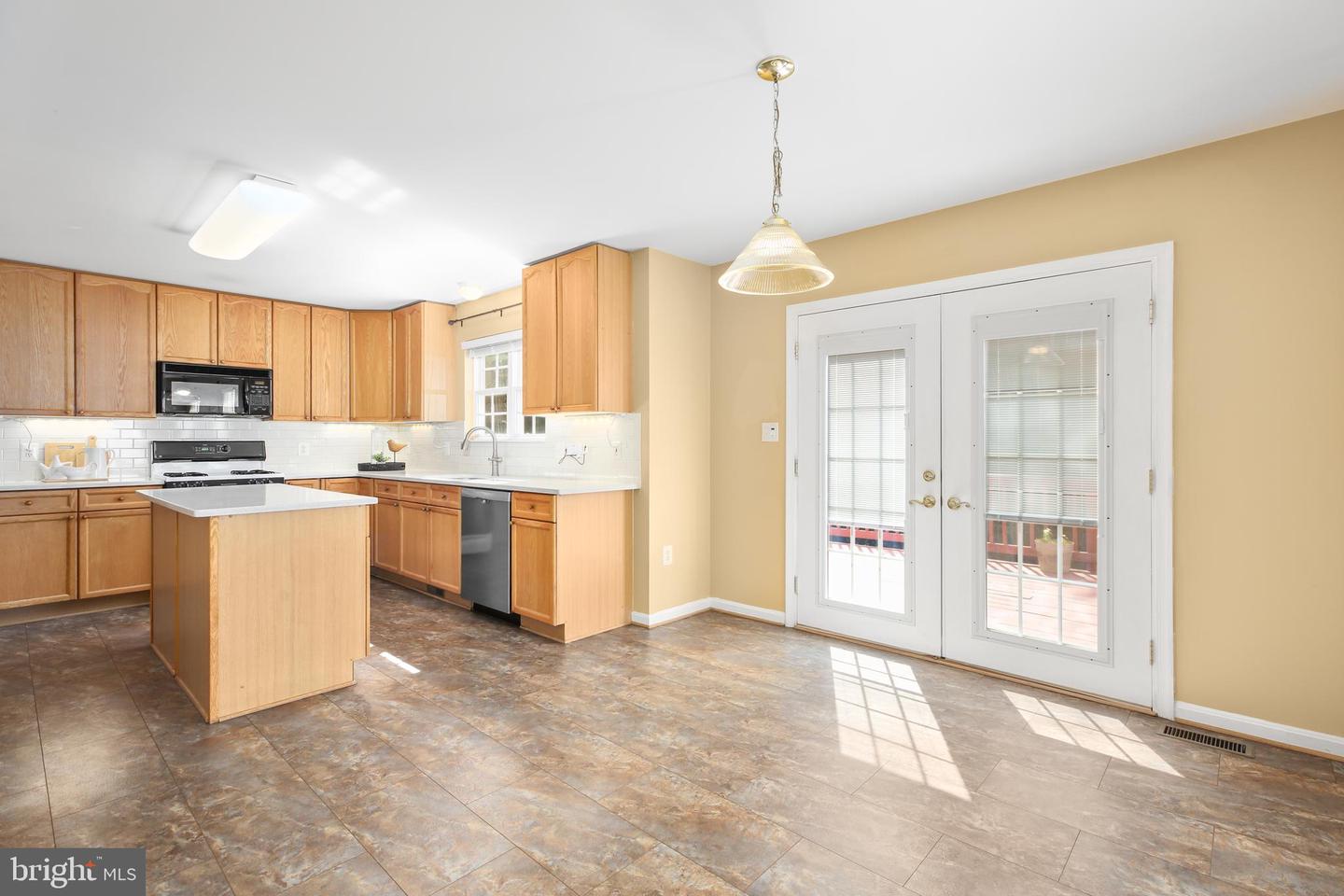10407 NAPOLEON ST, FREDERICKSBURG, Virginia 22408, 4 Bedrooms Bedrooms, ,2 BathroomsBathrooms,Residential,For sale,10407 NAPOLEON ST,VASP2034696 MLS # VASP2034696