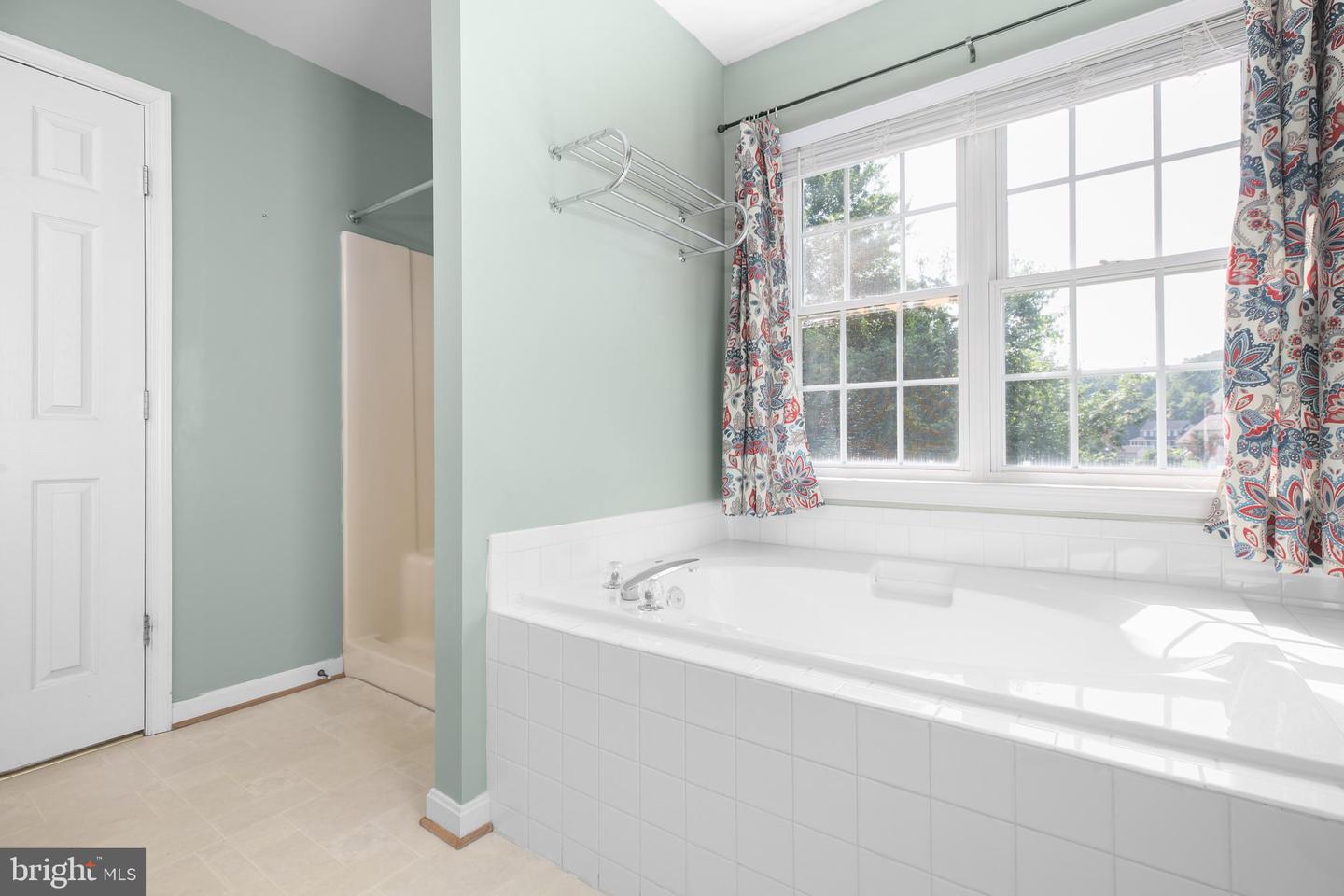 10407 NAPOLEON ST, FREDERICKSBURG, Virginia 22408, 4 Bedrooms Bedrooms, ,2 BathroomsBathrooms,Residential,For sale,10407 NAPOLEON ST,VASP2034696 MLS # VASP2034696