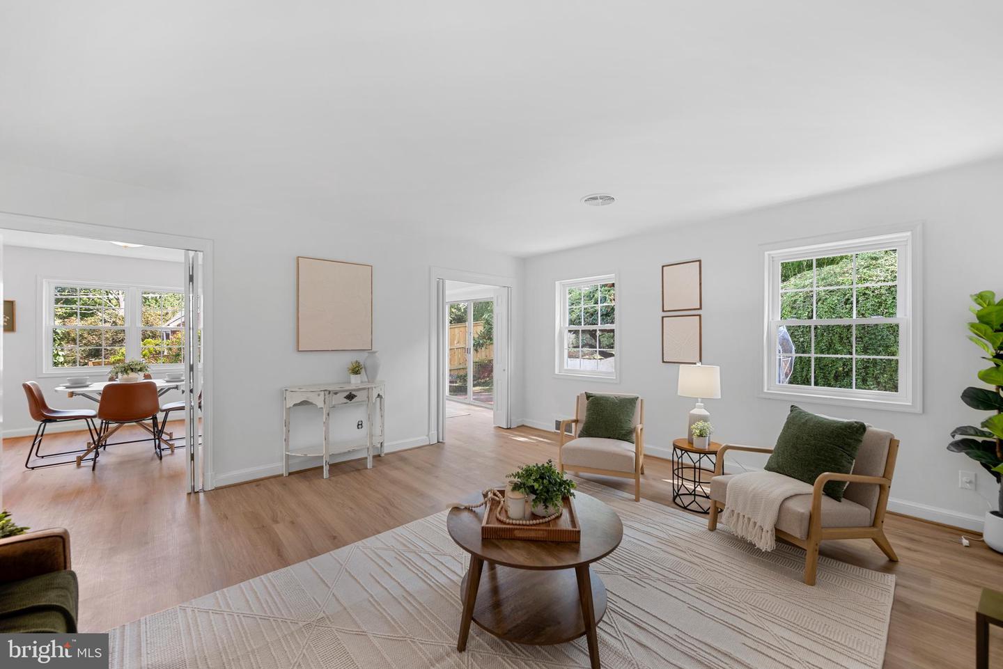 802 JANNEYS LN, ALEXANDRIA, Virginia 22302, 3 Bedrooms Bedrooms, ,2 BathroomsBathrooms,Residential,For sale,802 JANNEYS LN,VAAX2047774 MLS # VAAX2047774