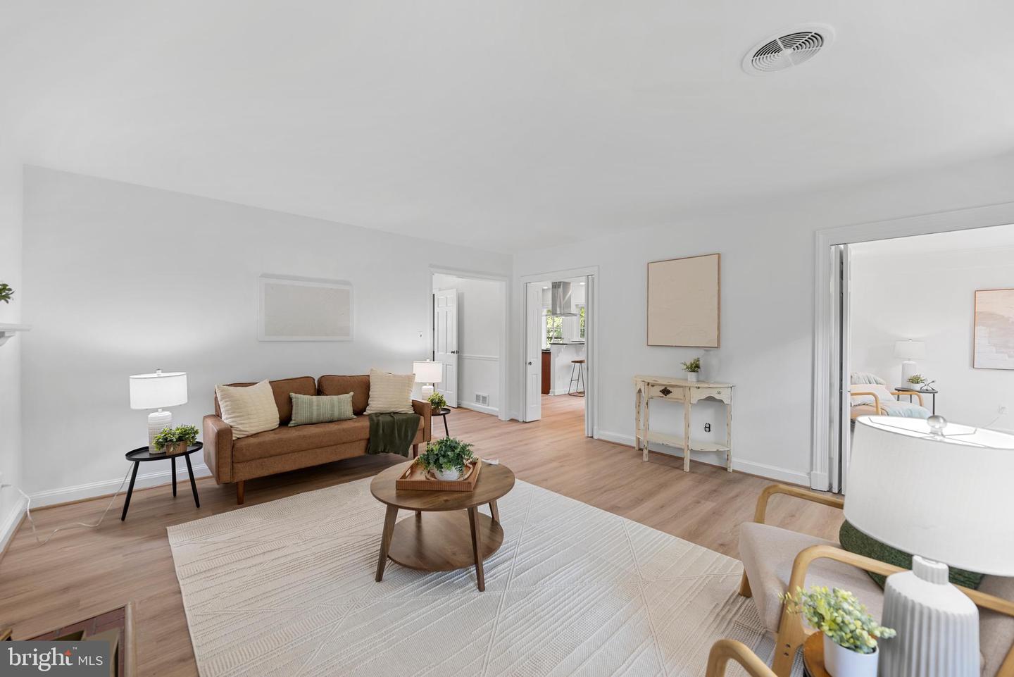 802 JANNEYS LN, ALEXANDRIA, Virginia 22302, 3 Bedrooms Bedrooms, ,2 BathroomsBathrooms,Residential,For sale,802 JANNEYS LN,VAAX2047774 MLS # VAAX2047774