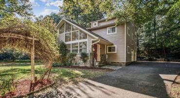 3530 MORNINGSIDE DR, FAIRFAX, Virginia 22031, 4 Bedrooms Bedrooms, ,3 BathroomsBathrooms,Residential,For sale,3530 MORNINGSIDE DR,VAFX2257128 MLS # VAFX2257128