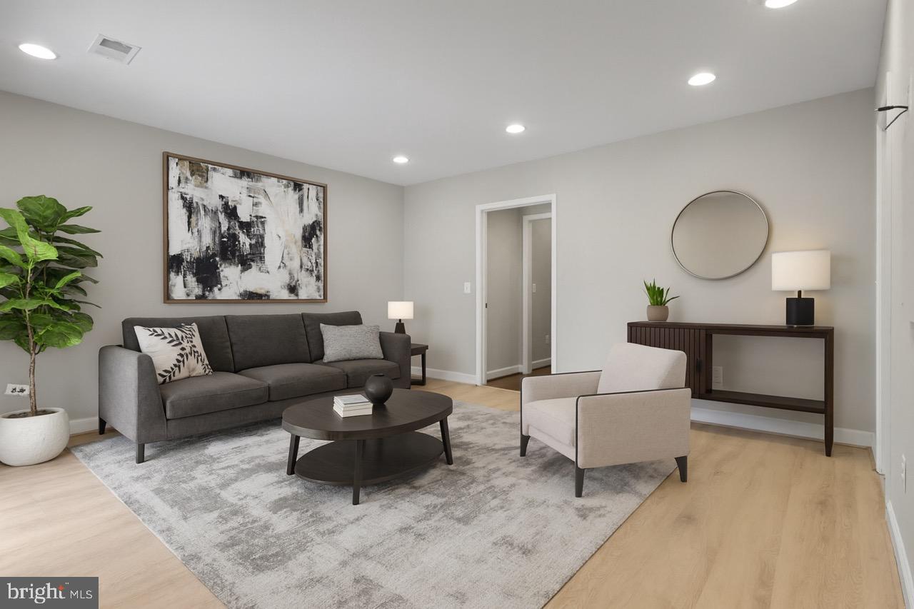 6255 CASDIN DR, ALEXANDRIA, Virginia 22310, 3 Bedrooms Bedrooms, ,2 BathroomsBathrooms,Residential,For sale,6255 CASDIN DR,VAFX2257306 MLS # VAFX2257306