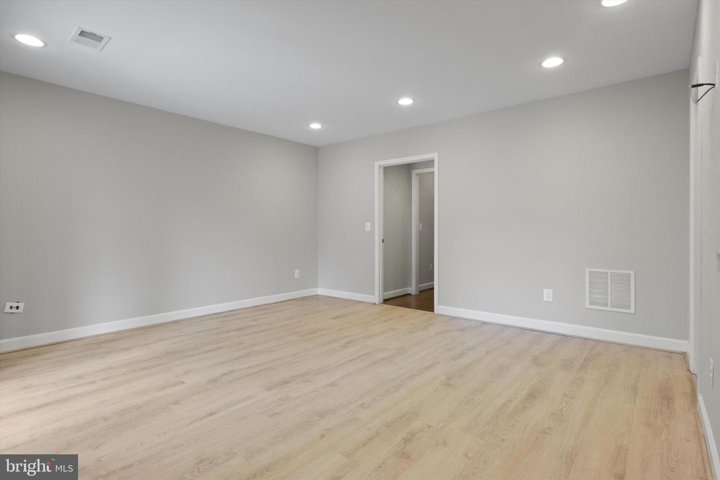 6255 CASDIN DR, ALEXANDRIA, Virginia 22310, 3 Bedrooms Bedrooms, ,2 BathroomsBathrooms,Residential,For sale,6255 CASDIN DR,VAFX2257306 MLS # VAFX2257306