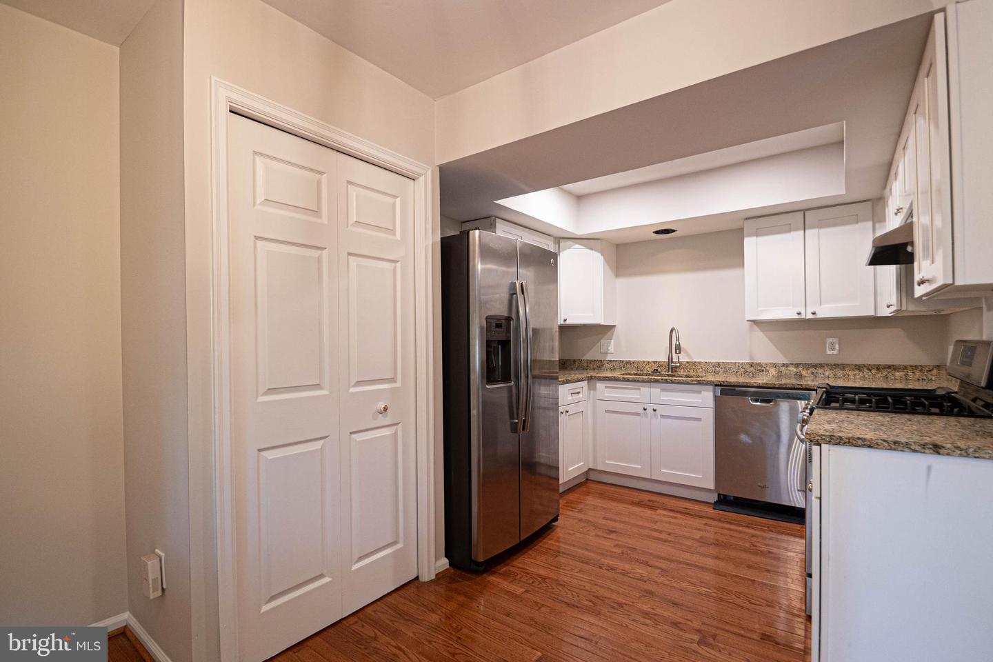 21923 MYRTLEWOOD SQ, STERLING, Virginia 20164, 3 Bedrooms Bedrooms, ,2 BathroomsBathrooms,Residential,For sale,21923 MYRTLEWOOD SQ,VALO2103234 MLS # VALO2103234