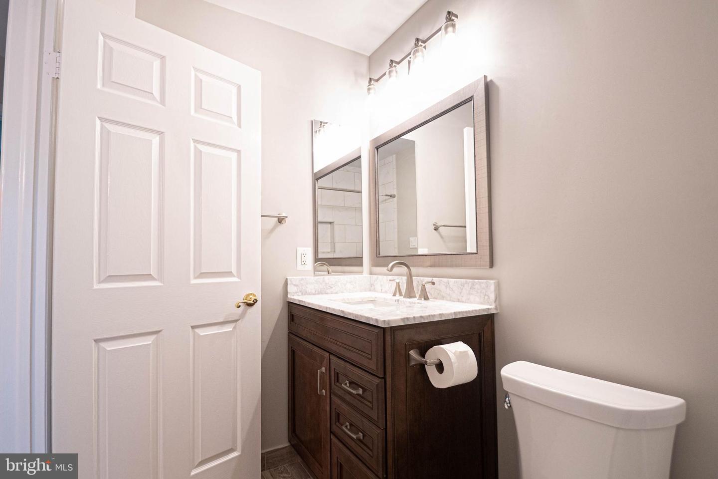 21923 MYRTLEWOOD SQ, STERLING, Virginia 20164, 3 Bedrooms Bedrooms, ,2 BathroomsBathrooms,Residential,For sale,21923 MYRTLEWOOD SQ,VALO2103234 MLS # VALO2103234