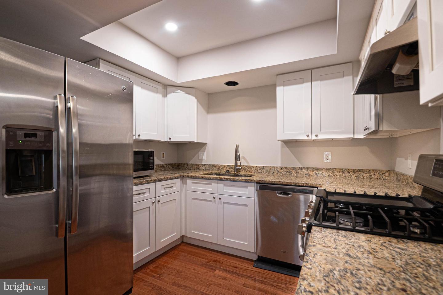 21923 MYRTLEWOOD SQ, STERLING, Virginia 20164, 3 Bedrooms Bedrooms, ,2 BathroomsBathrooms,Residential,For sale,21923 MYRTLEWOOD SQ,VALO2103234 MLS # VALO2103234