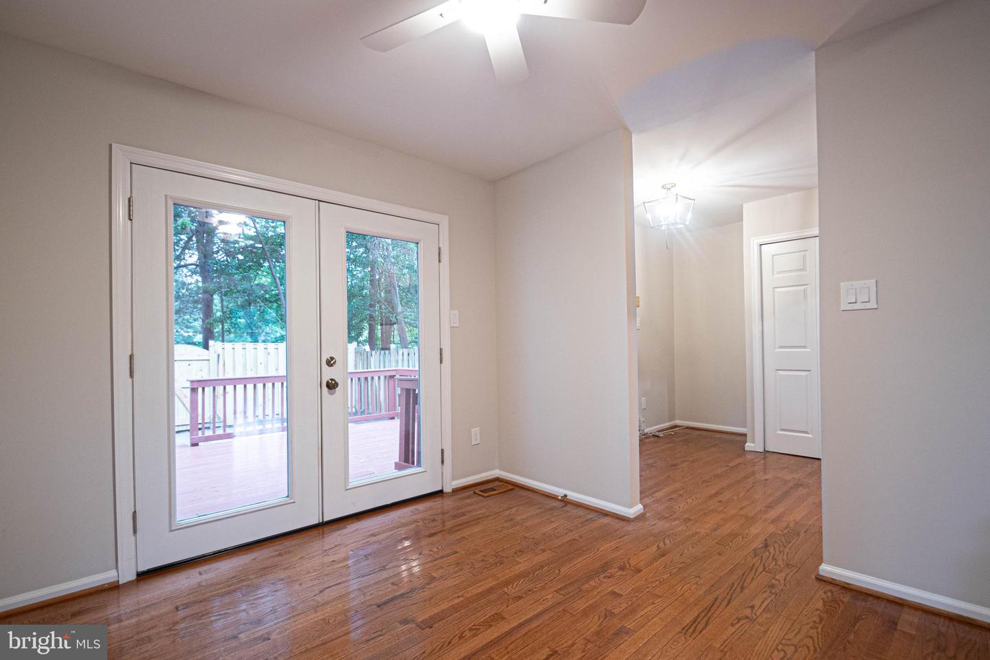 21923 MYRTLEWOOD SQ, STERLING, Virginia 20164, 3 Bedrooms Bedrooms, ,2 BathroomsBathrooms,Residential,For sale,21923 MYRTLEWOOD SQ,VALO2103234 MLS # VALO2103234