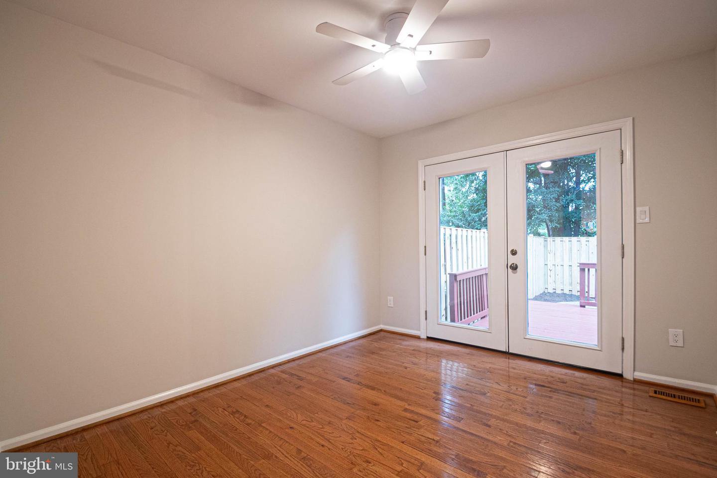 21923 MYRTLEWOOD SQ, STERLING, Virginia 20164, 3 Bedrooms Bedrooms, ,2 BathroomsBathrooms,Residential,For sale,21923 MYRTLEWOOD SQ,VALO2103234 MLS # VALO2103234