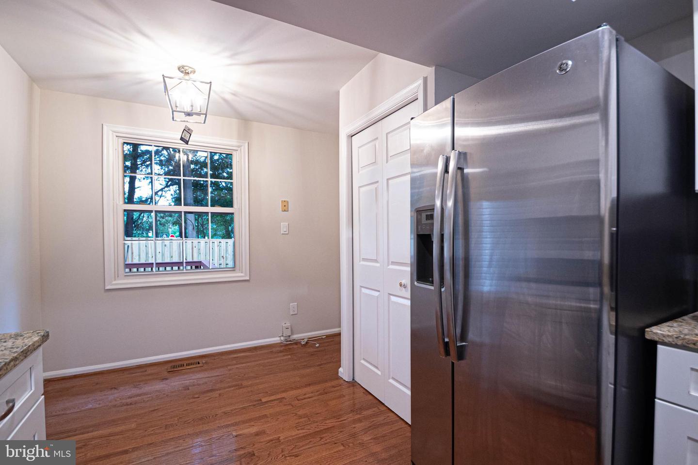 21923 MYRTLEWOOD SQ, STERLING, Virginia 20164, 3 Bedrooms Bedrooms, ,2 BathroomsBathrooms,Residential,For sale,21923 MYRTLEWOOD SQ,VALO2103234 MLS # VALO2103234
