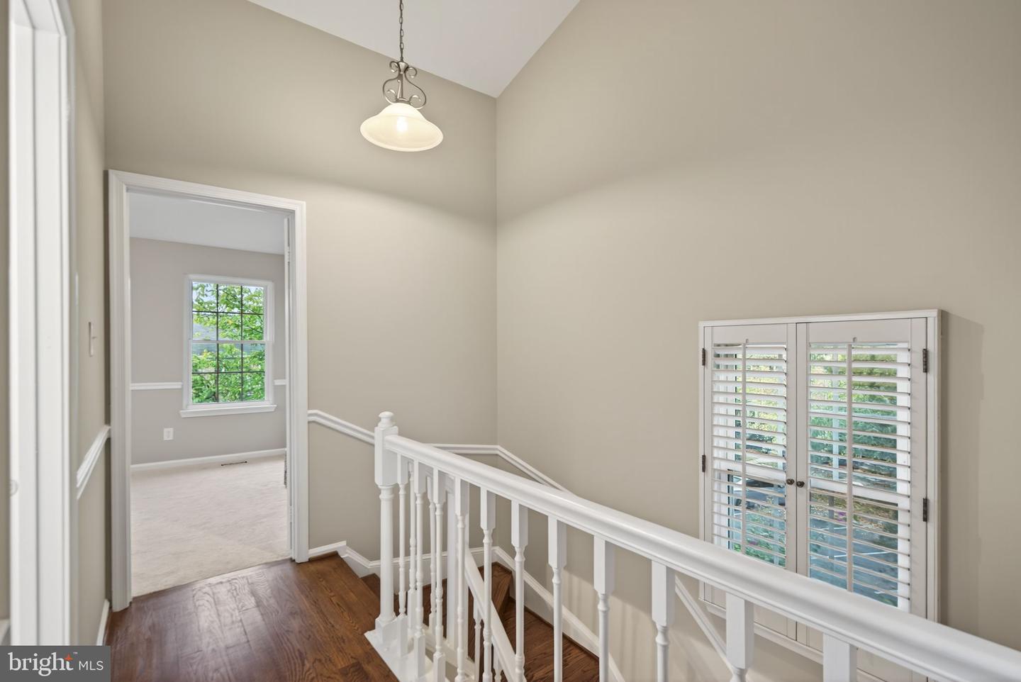 6750 CARDINAL WOODS CT, LORTON, Virginia 22079, 3 Bedrooms Bedrooms, ,2 BathroomsBathrooms,Residential,For sale,6750 CARDINAL WOODS CT,VAFX2258026 MLS # VAFX2258026