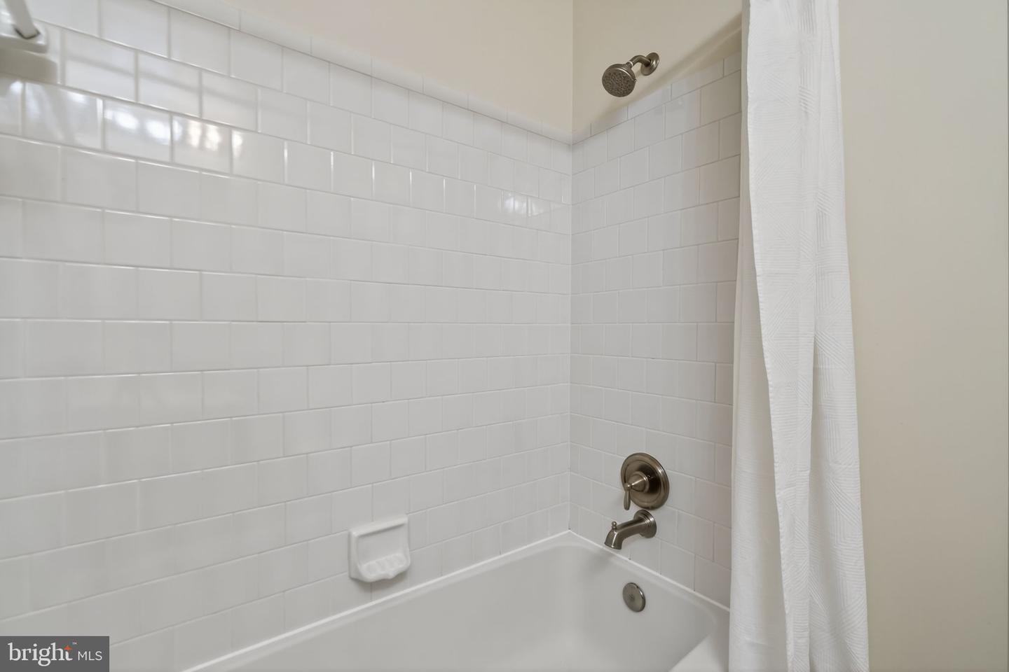 6750 CARDINAL WOODS CT, LORTON, Virginia 22079, 3 Bedrooms Bedrooms, ,2 BathroomsBathrooms,Residential,For sale,6750 CARDINAL WOODS CT,VAFX2258026 MLS # VAFX2258026