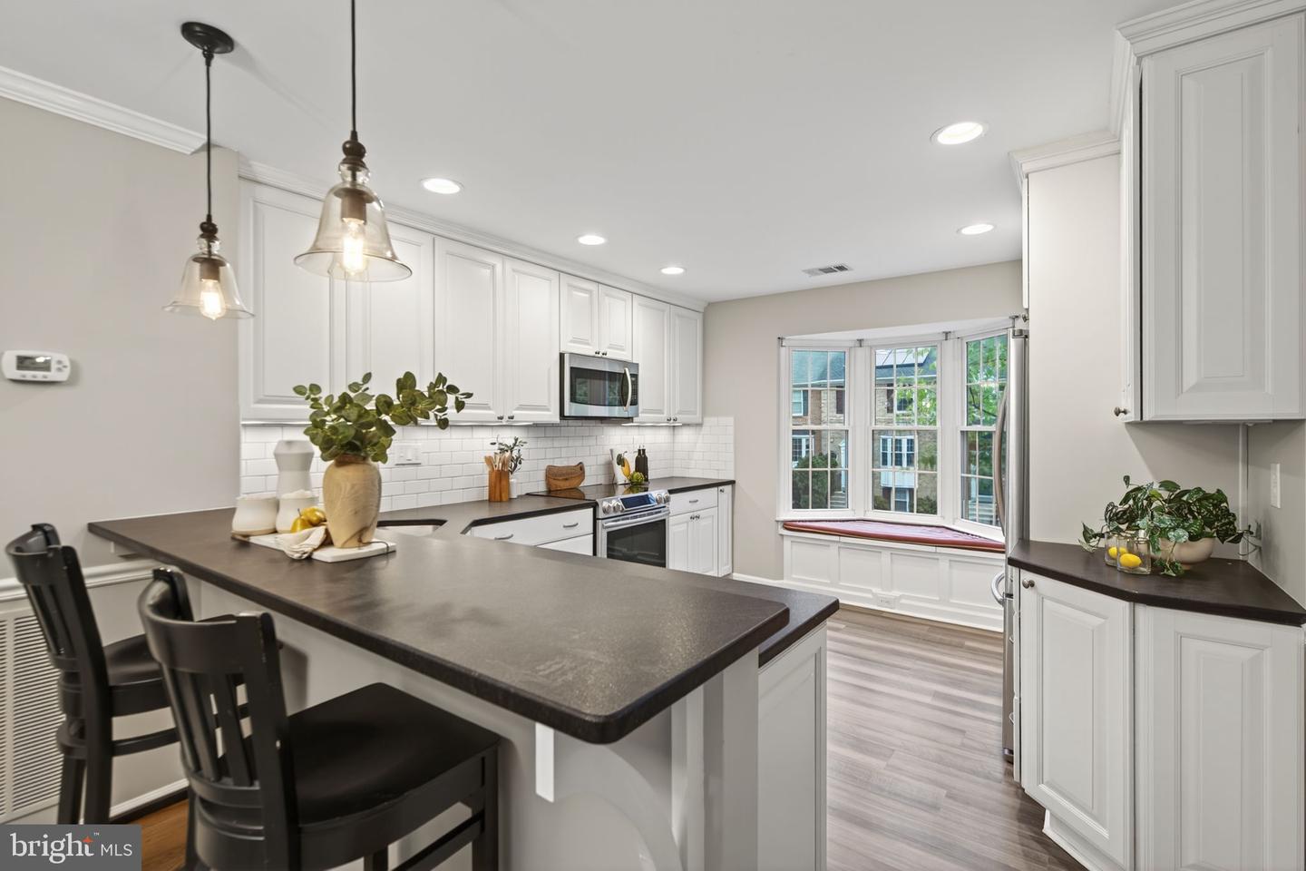6750 CARDINAL WOODS CT, LORTON, Virginia 22079, 3 Bedrooms Bedrooms, ,2 BathroomsBathrooms,Residential,For sale,6750 CARDINAL WOODS CT,VAFX2258026 MLS # VAFX2258026