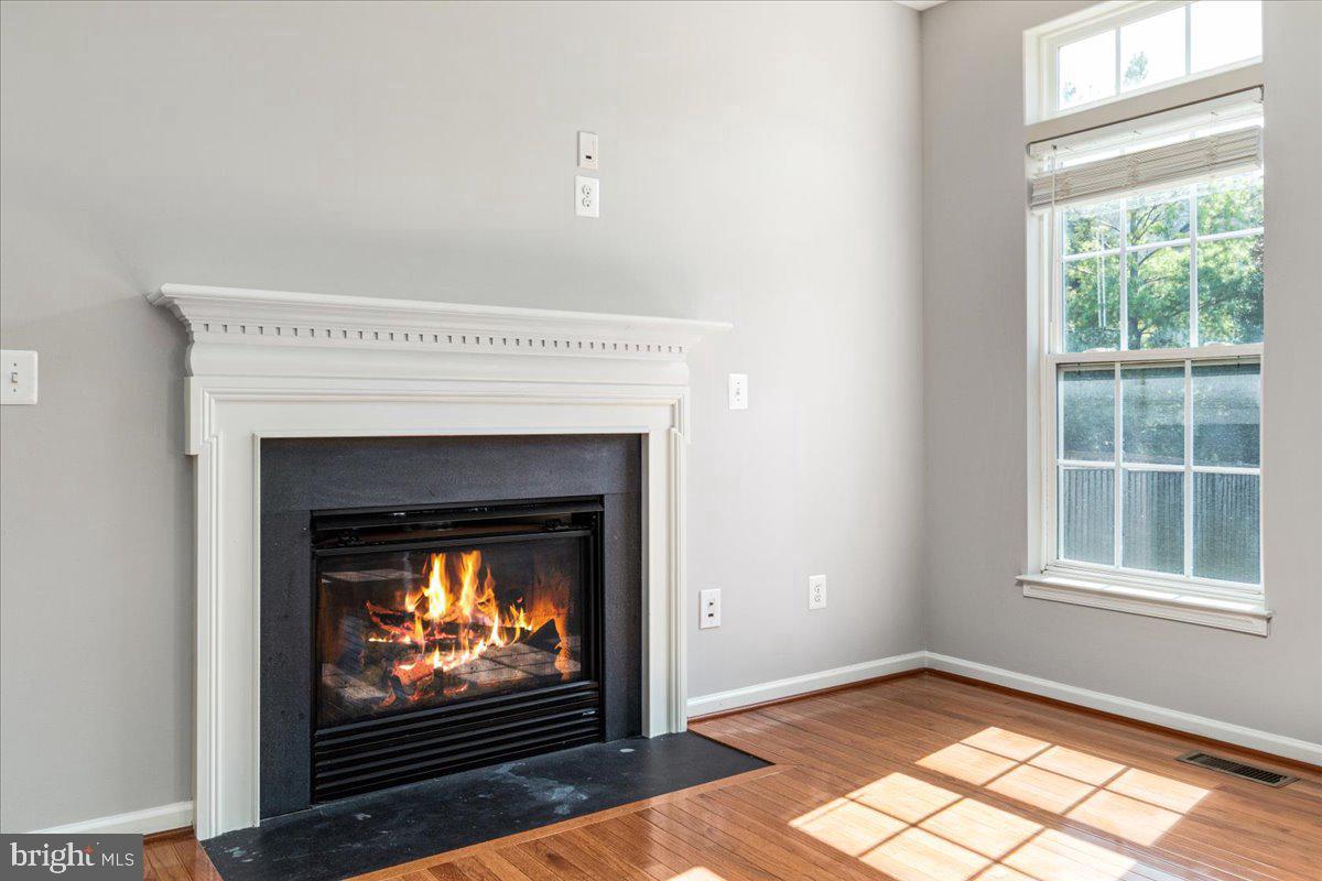 200 STEPHENS RUN ST, STEPHENS CITY, Virginia 22655, 5 Bedrooms Bedrooms, 15 Rooms Rooms,3 BathroomsBathrooms,Residential,For sale,200 STEPHENS RUN ST,VAFV2035748 MLS # VAFV2035748
