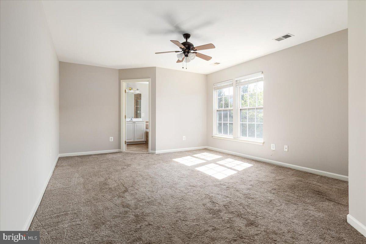 200 STEPHENS RUN ST, STEPHENS CITY, Virginia 22655, 5 Bedrooms Bedrooms, 15 Rooms Rooms,3 BathroomsBathrooms,Residential,For sale,200 STEPHENS RUN ST,VAFV2035748 MLS # VAFV2035748