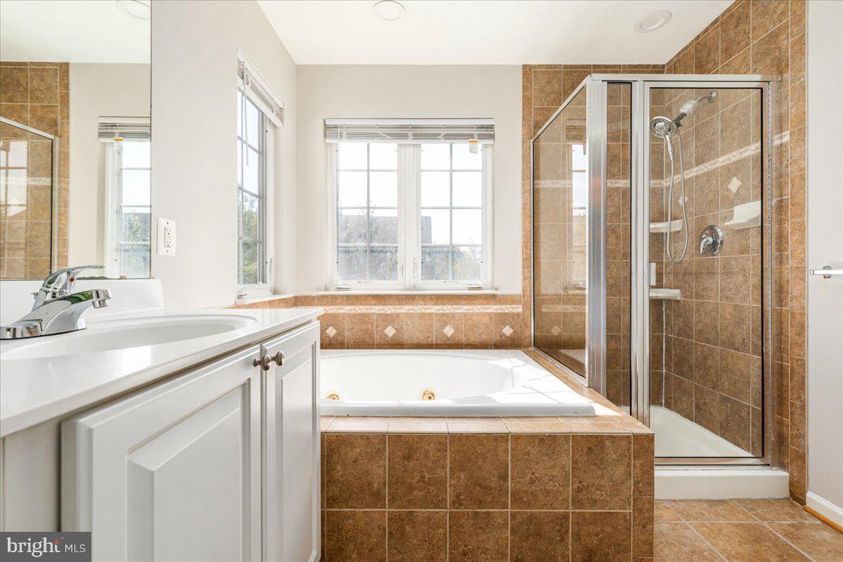 200 STEPHENS RUN ST, STEPHENS CITY, Virginia 22655, 5 Bedrooms Bedrooms, 15 Rooms Rooms,3 BathroomsBathrooms,Residential,For sale,200 STEPHENS RUN ST,VAFV2035748 MLS # VAFV2035748