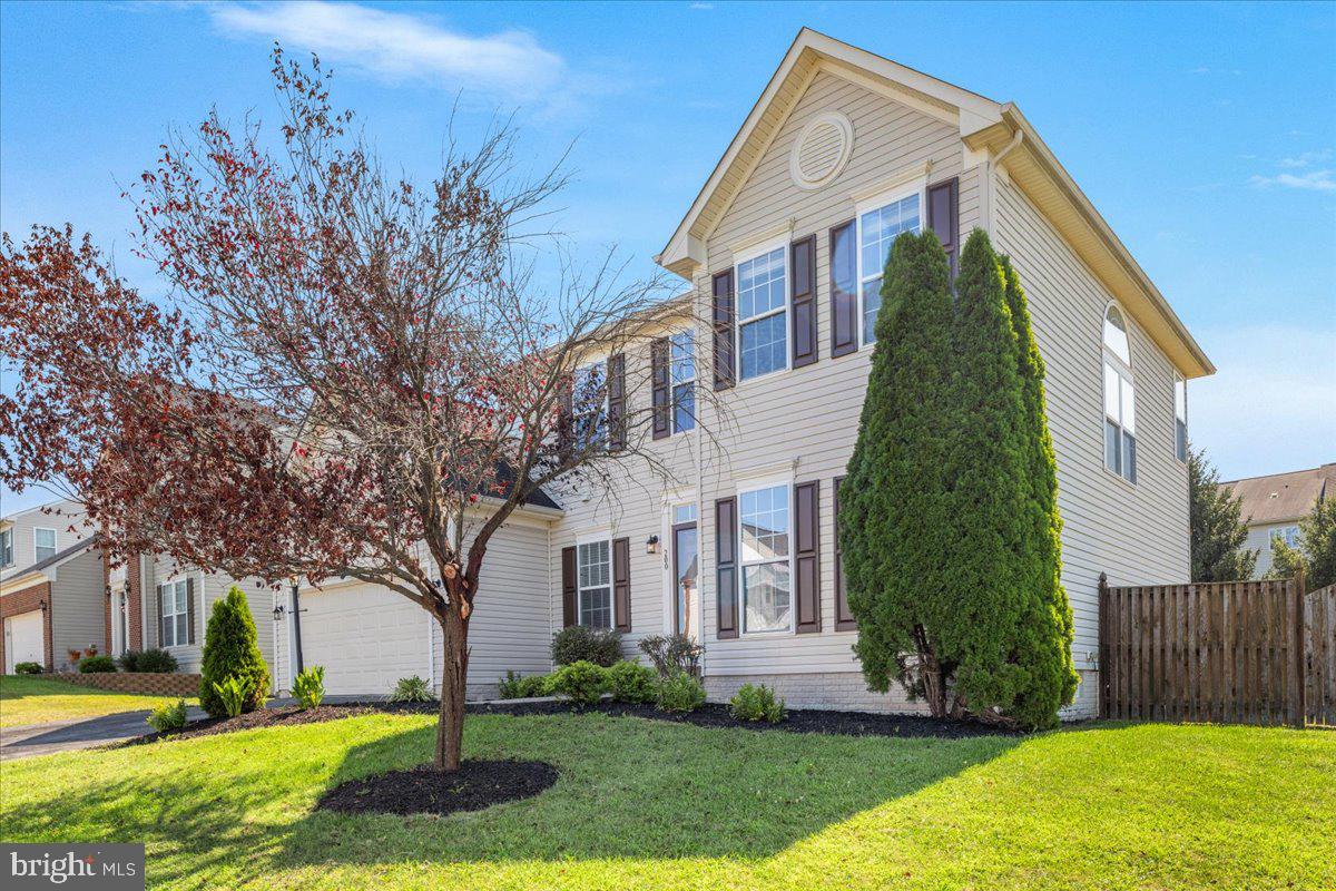 200 STEPHENS RUN ST, STEPHENS CITY, Virginia 22655, 5 Bedrooms Bedrooms, 15 Rooms Rooms,3 BathroomsBathrooms,Residential,For sale,200 STEPHENS RUN ST,VAFV2035748 MLS # VAFV2035748