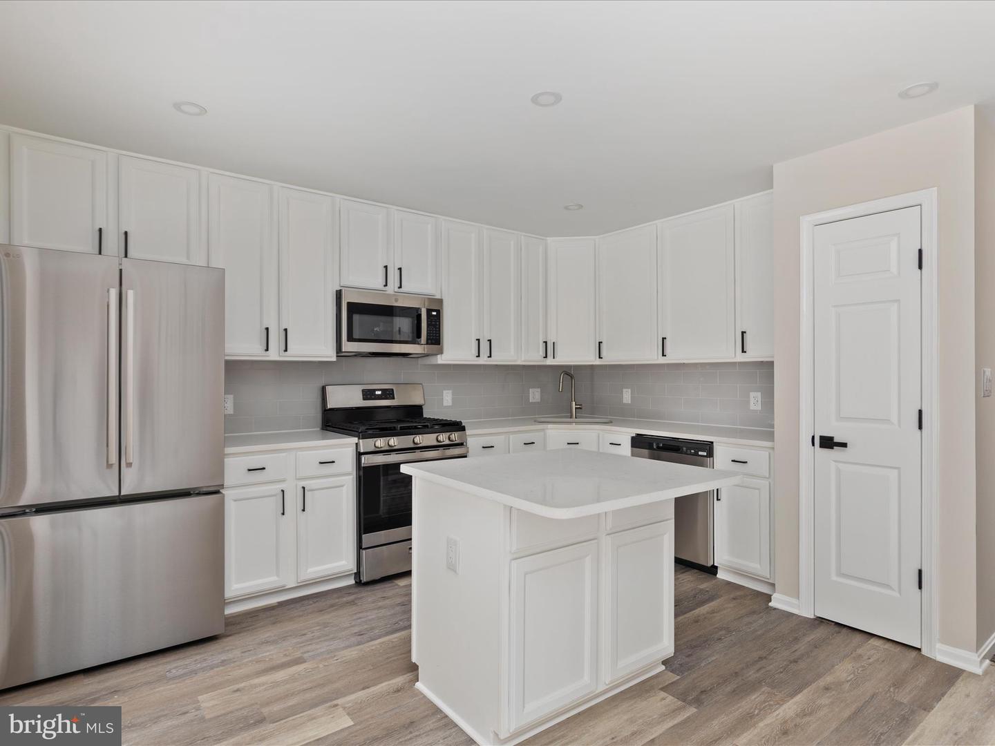12075 COUNTRY MILL DR, BRISTOW, Virginia 20136, 3 Bedrooms Bedrooms, ,2 BathroomsBathrooms,Residential,For sale,12075 COUNTRY MILL DR,VAPW2100250 MLS # VAPW2100250