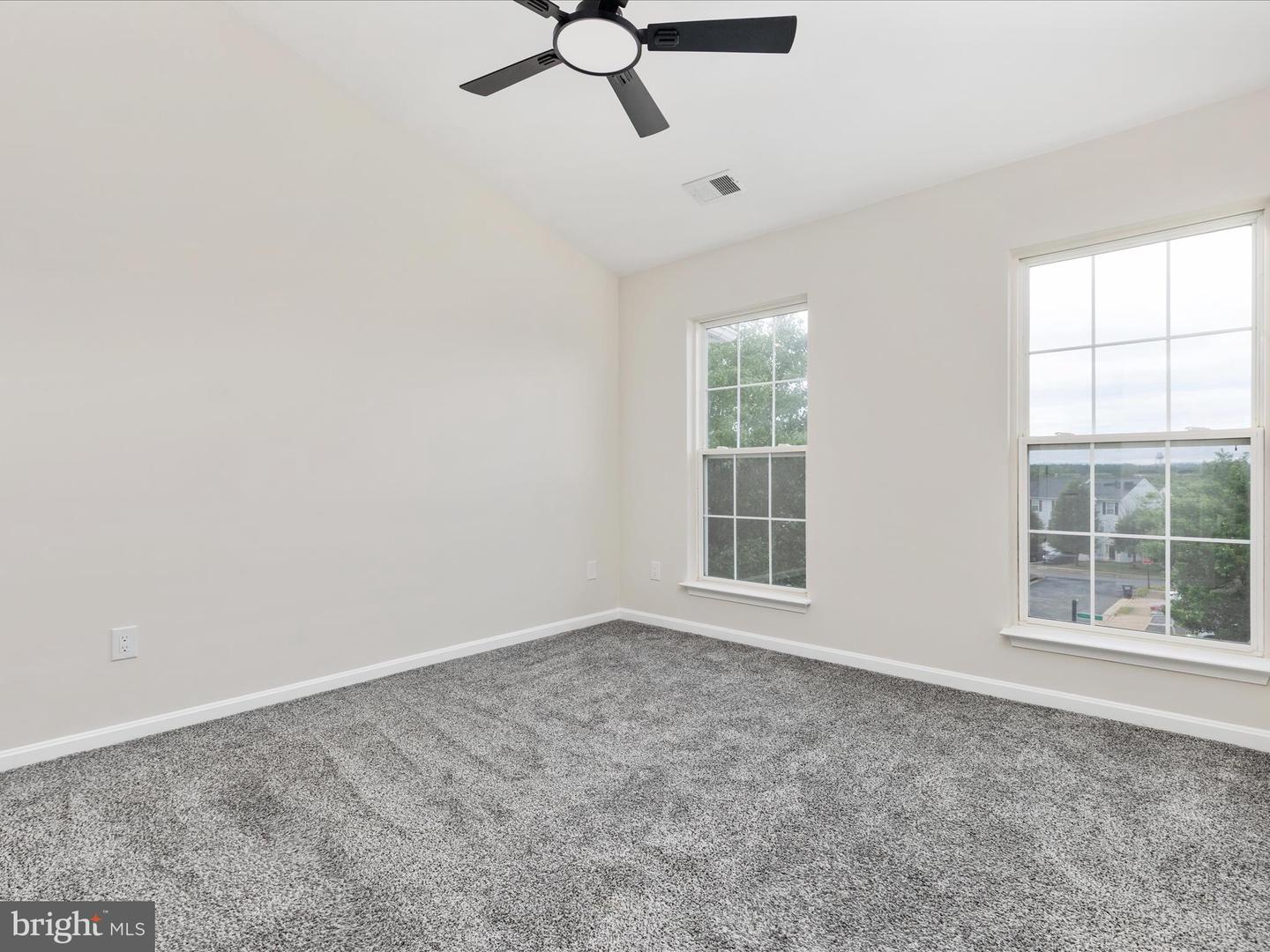 12075 COUNTRY MILL DR, BRISTOW, Virginia 20136, 3 Bedrooms Bedrooms, ,2 BathroomsBathrooms,Residential,For sale,12075 COUNTRY MILL DR,VAPW2100250 MLS # VAPW2100250