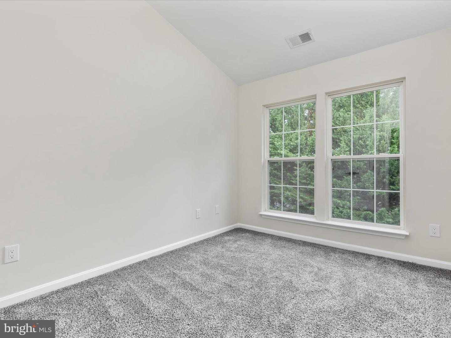 12075 COUNTRY MILL DR, BRISTOW, Virginia 20136, 3 Bedrooms Bedrooms, ,2 BathroomsBathrooms,Residential,For sale,12075 COUNTRY MILL DR,VAPW2100250 MLS # VAPW2100250