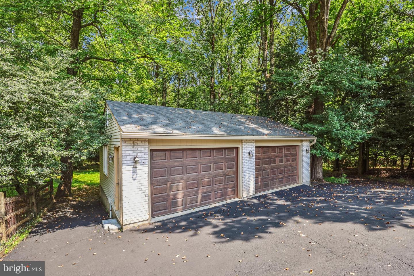 12334 FOLKSTONE DR, HERNDON, Virginia 20171, 5 Bedrooms Bedrooms, 25 Rooms Rooms,4 BathroomsBathrooms,Residential,For sale,12334 FOLKSTONE DR,VAFX2258212 MLS # VAFX2258212