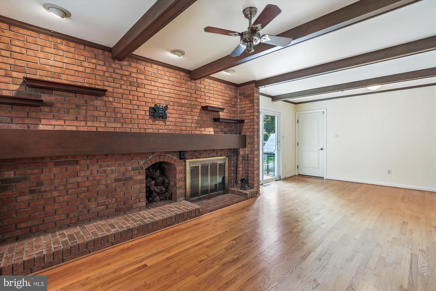 12334 FOLKSTONE DR, HERNDON, Virginia 20171, 5 Bedrooms Bedrooms, 25 Rooms Rooms,4 BathroomsBathrooms,Residential,For sale,12334 FOLKSTONE DR,VAFX2258212 MLS # VAFX2258212