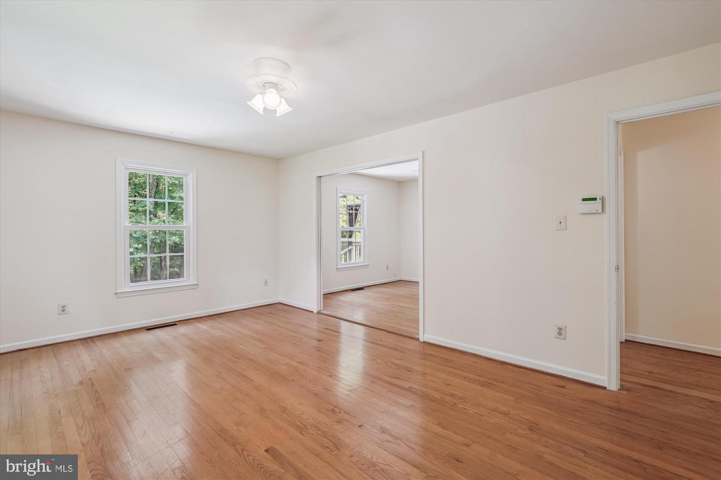 12334 FOLKSTONE DR, HERNDON, Virginia 20171, 5 Bedrooms Bedrooms, 25 Rooms Rooms,4 BathroomsBathrooms,Residential,For sale,12334 FOLKSTONE DR,VAFX2258212 MLS # VAFX2258212