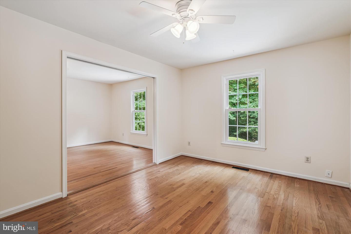 12334 FOLKSTONE DR, HERNDON, Virginia 20171, 5 Bedrooms Bedrooms, 25 Rooms Rooms,4 BathroomsBathrooms,Residential,For sale,12334 FOLKSTONE DR,VAFX2258212 MLS # VAFX2258212