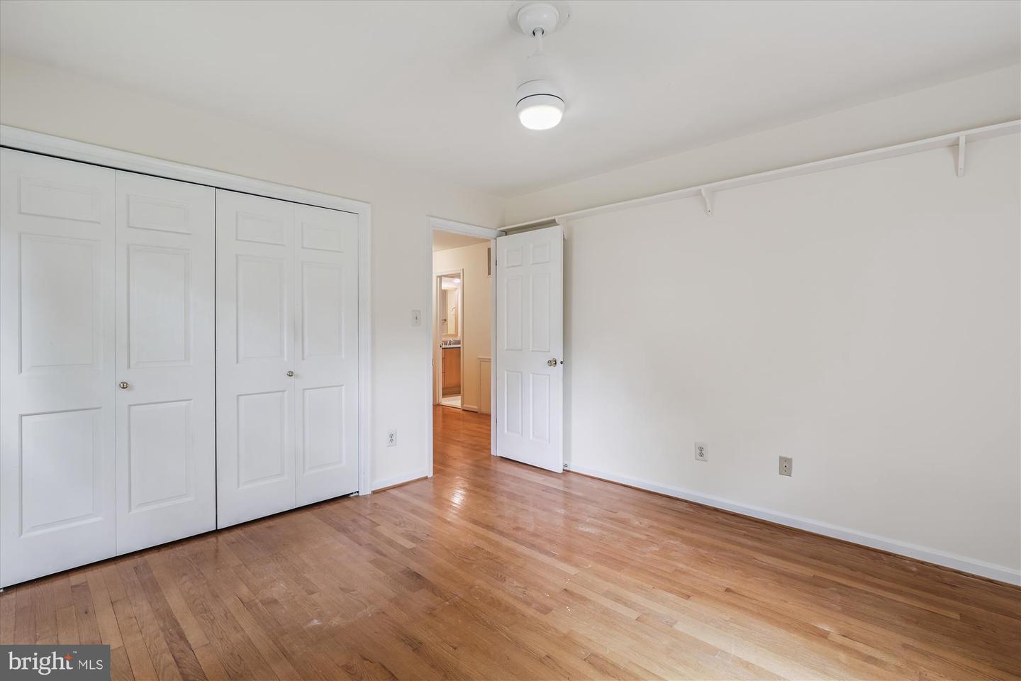12334 FOLKSTONE DR, HERNDON, Virginia 20171, 5 Bedrooms Bedrooms, 25 Rooms Rooms,4 BathroomsBathrooms,Residential,For sale,12334 FOLKSTONE DR,VAFX2258212 MLS # VAFX2258212