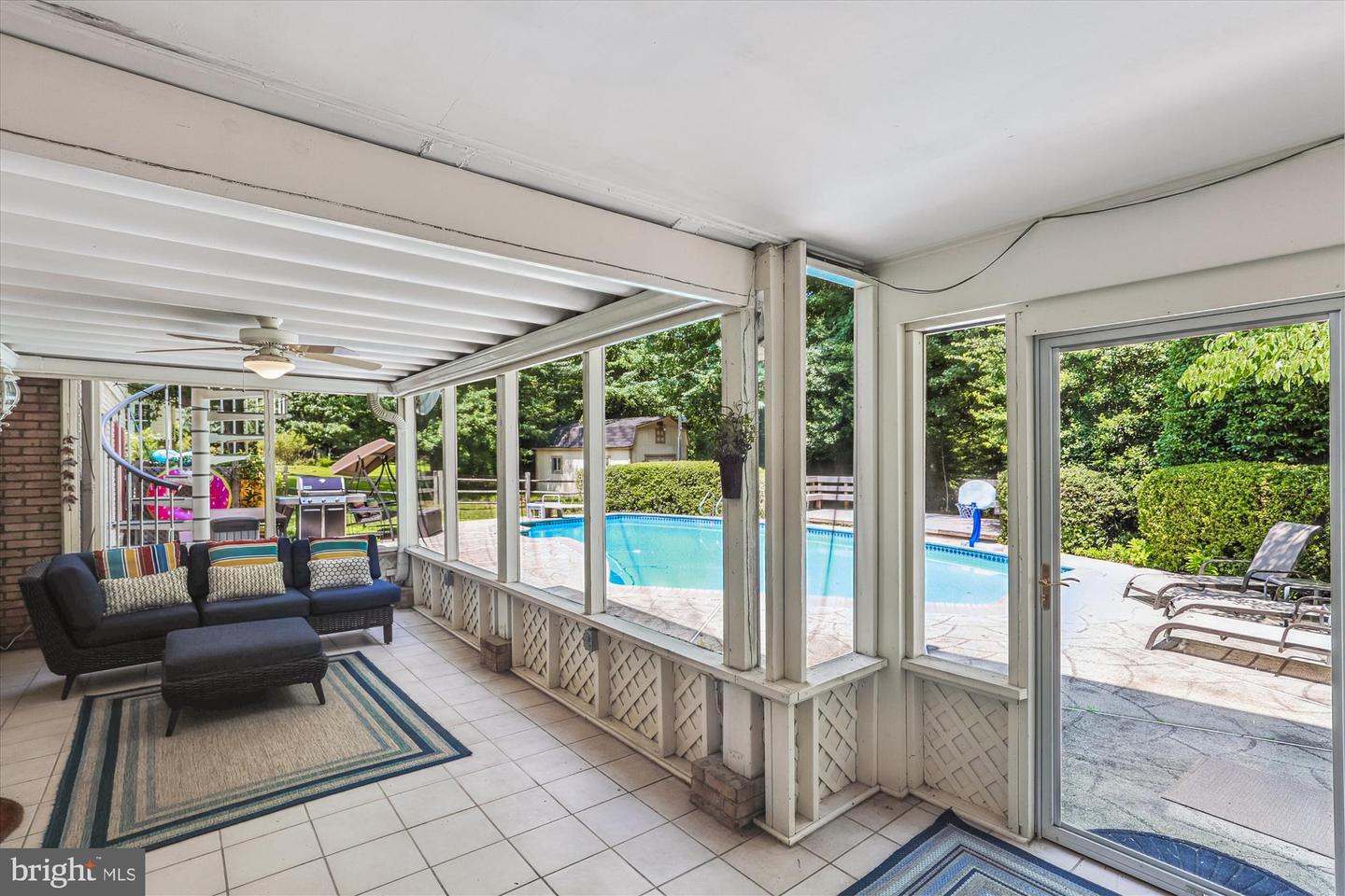 12334 FOLKSTONE DR, HERNDON, Virginia 20171, 5 Bedrooms Bedrooms, 25 Rooms Rooms,4 BathroomsBathrooms,Residential,For sale,12334 FOLKSTONE DR,VAFX2258212 MLS # VAFX2258212