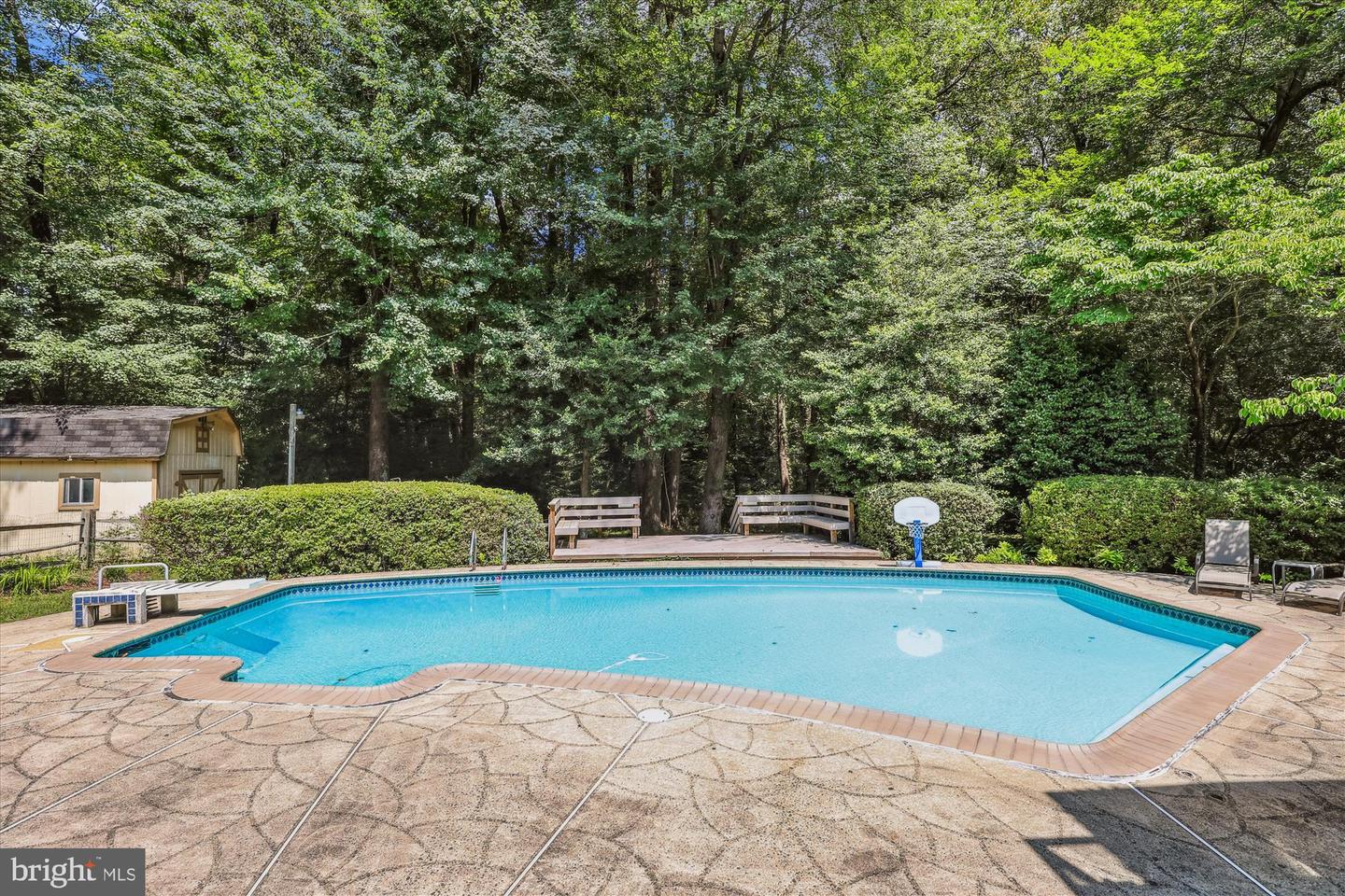 12334 FOLKSTONE DR, HERNDON, Virginia 20171, 5 Bedrooms Bedrooms, 25 Rooms Rooms,4 BathroomsBathrooms,Residential,For sale,12334 FOLKSTONE DR,VAFX2258212 MLS # VAFX2258212