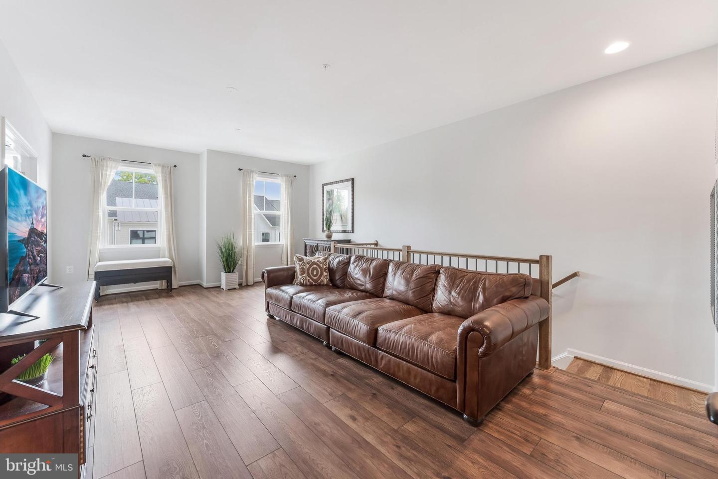 43919 MARITIME SONG TER, LEESBURG, Virginia 20176, 3 Bedrooms Bedrooms, ,2 BathroomsBathrooms,Residential,For sale,43919 MARITIME SONG TER,VALO2103600 MLS # VALO2103600