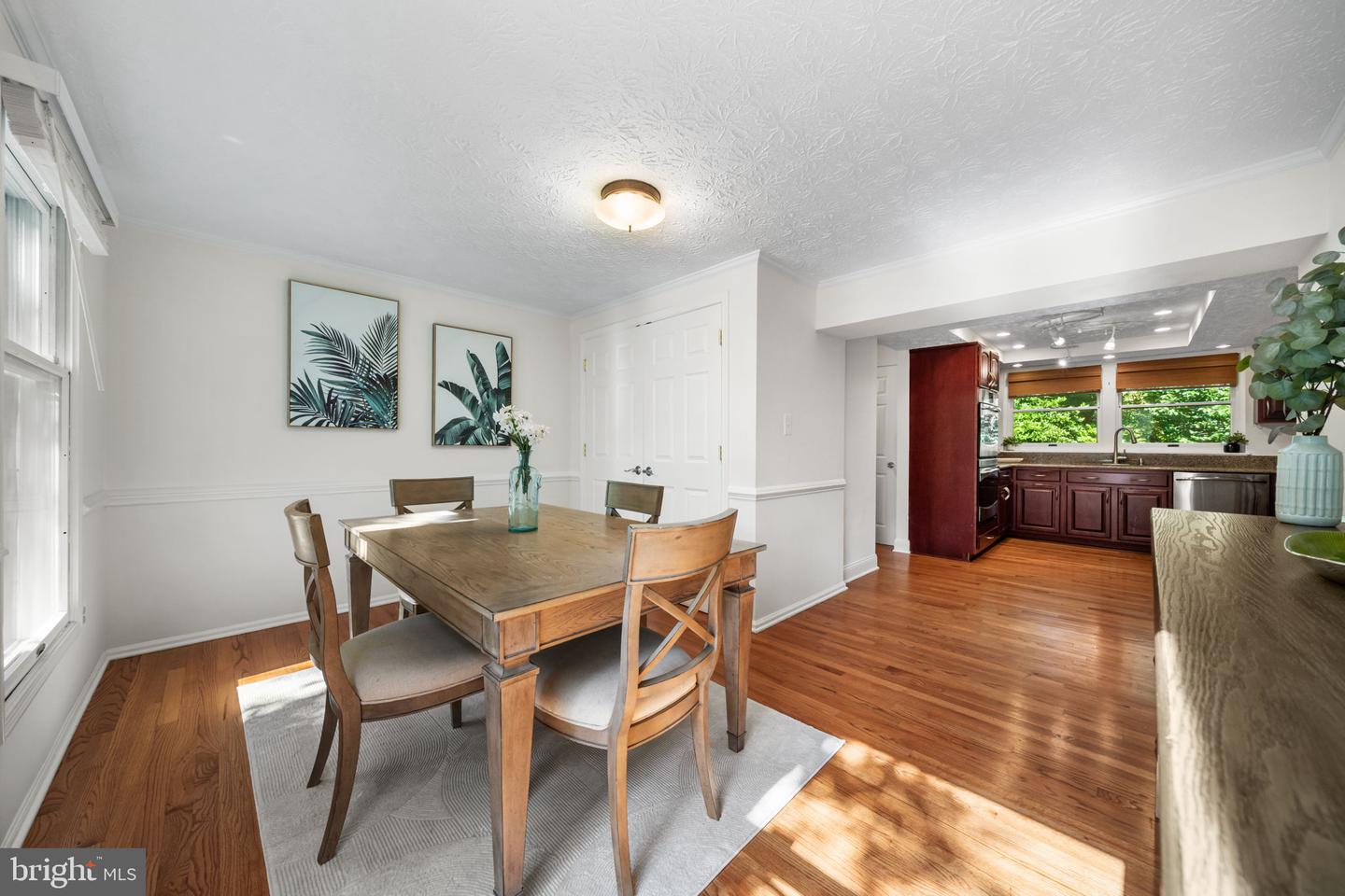 8690 YOUNG CT, SPRINGFIELD, Virginia 22153, 5 Bedrooms Bedrooms, ,3 BathroomsBathrooms,Residential,For sale,8690 YOUNG CT,VAFX2258844 MLS # VAFX2258844