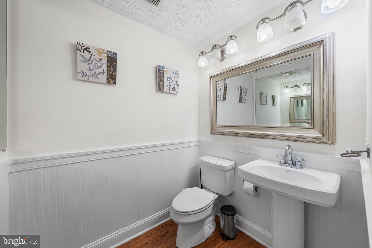 8690 YOUNG CT, SPRINGFIELD, Virginia 22153, 5 Bedrooms Bedrooms, ,3 BathroomsBathrooms,Residential,For sale,8690 YOUNG CT,VAFX2258844 MLS # VAFX2258844